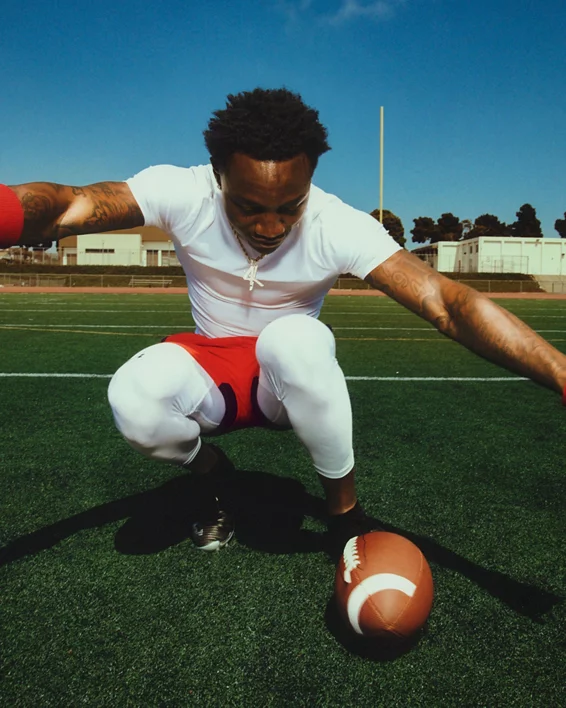 FW25_Q3_WAF_Collection_NFL_Site_Disruptor_1600x2000_3.webp