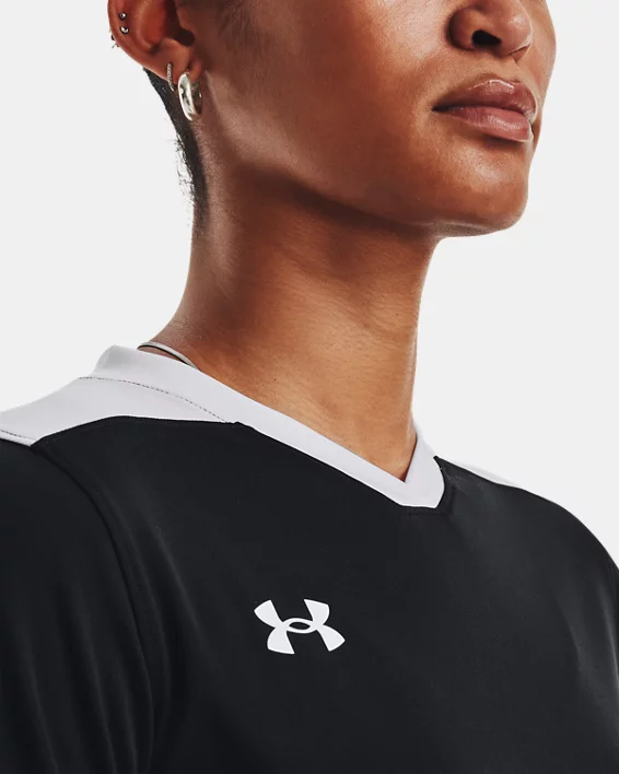 V5-1377218-001_COLLAR.webp